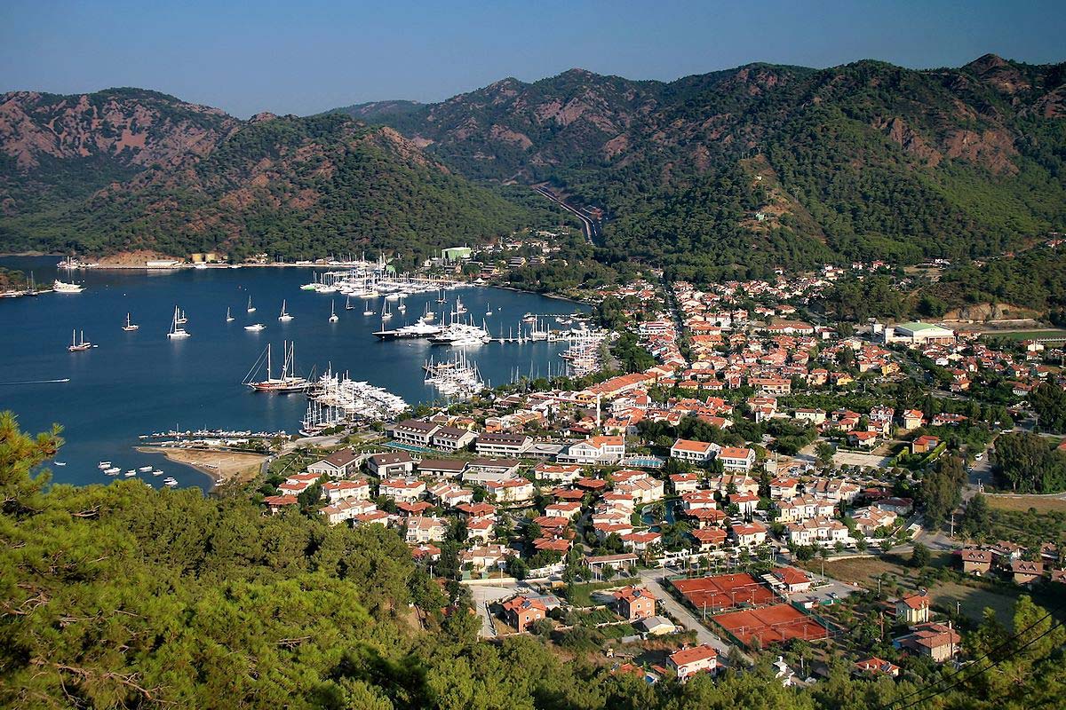 yacht charter göcek, motor yacht charter göcek, gulet charter göcek