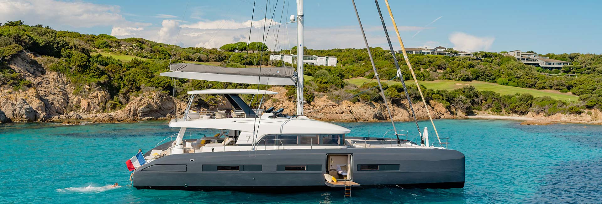 Catamaran Charter, Luxury Catamaran Rental