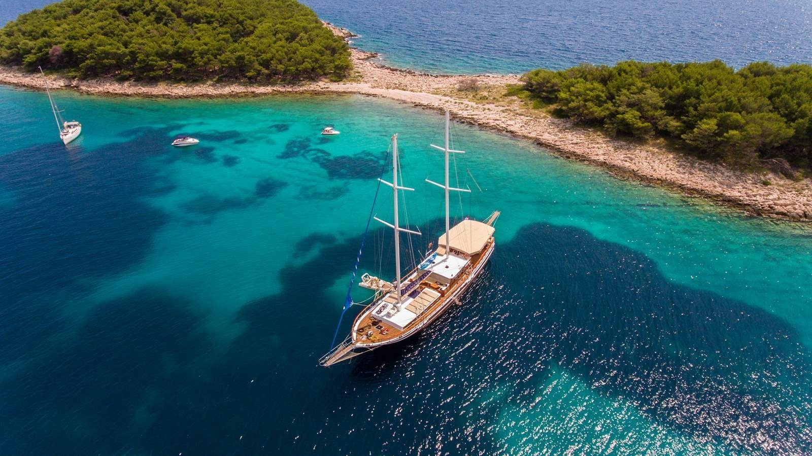 Luxury Charter Yachts in Turkey