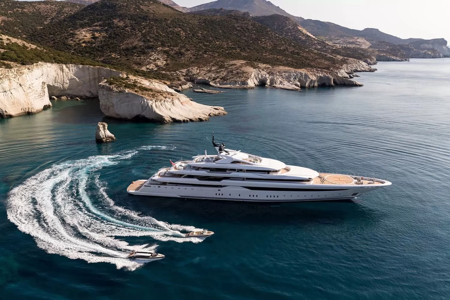 Mega Yacht Charter in Greece